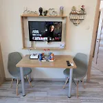 Charming Cozy Apartment - Old Town - Free Minibar